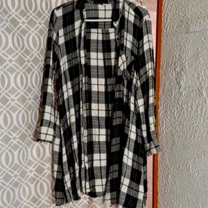 Old navy long sleeve button up